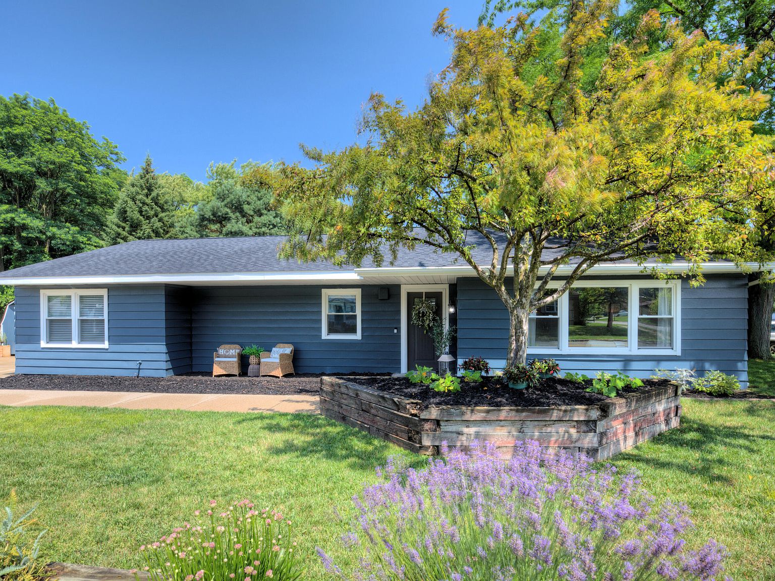 1731 Waverly Ave, Grand Haven, MI 49417 MLS 23026044 Zillow