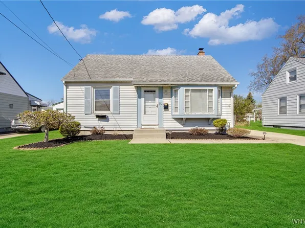 232 Aris Ave, Cheektowaga, NY 14206