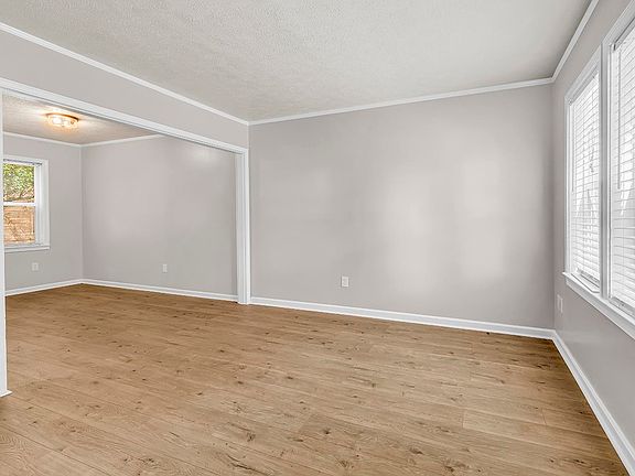 3rd image of 616 37th Ave. N #B