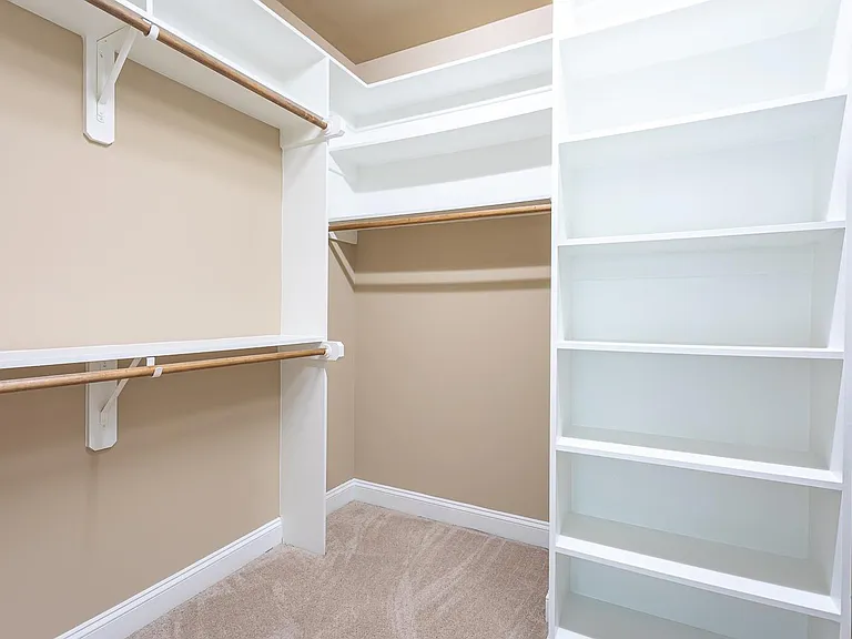 2123 Scarlet Maple Dr — Photo 9