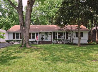 2419 S Wallis Smith Blvd, Springfield, MO 65804