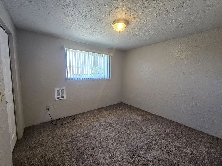 124 Atkinson Ct #15 — Photo 8