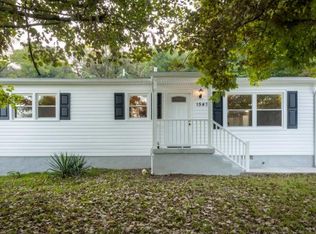 1547 Valley Dr, Bristol, TN 37620