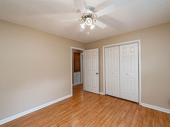 4th image of 100 Perdido Dr