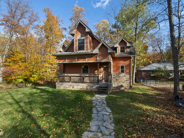 7563 Grizzly Dr, Nineveh, IN 46164