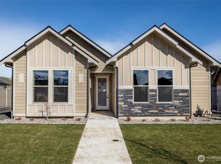 914 Racine Springs Drive, Wenatchee, WA 98801