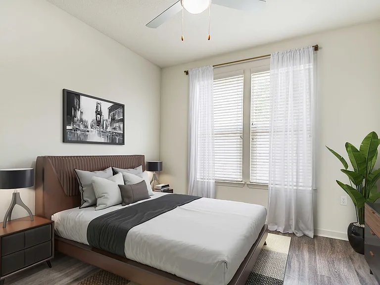 Havana Square Apartments — Photo 15