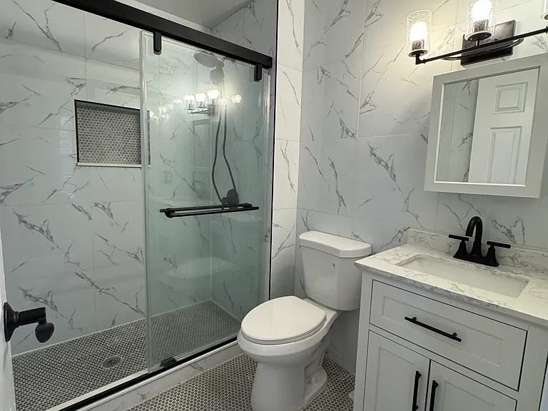 677 Washington Blvd #B — Photo 4