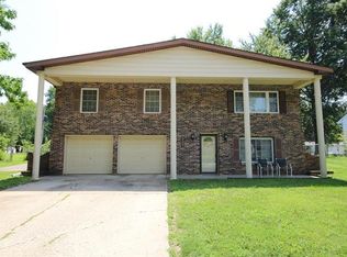 5305 NE 57th St, Kansas City, MO 64119
