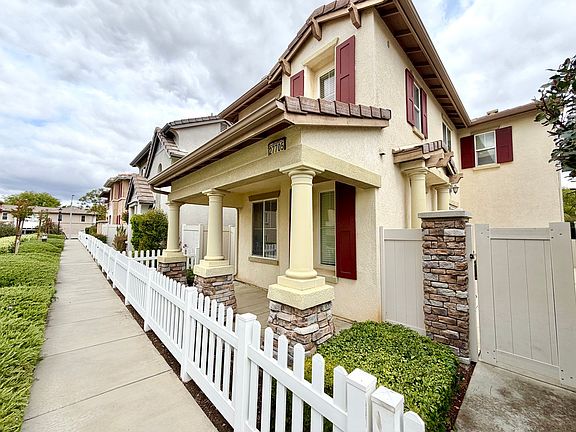 5th image of 27705 Bluebell Ct