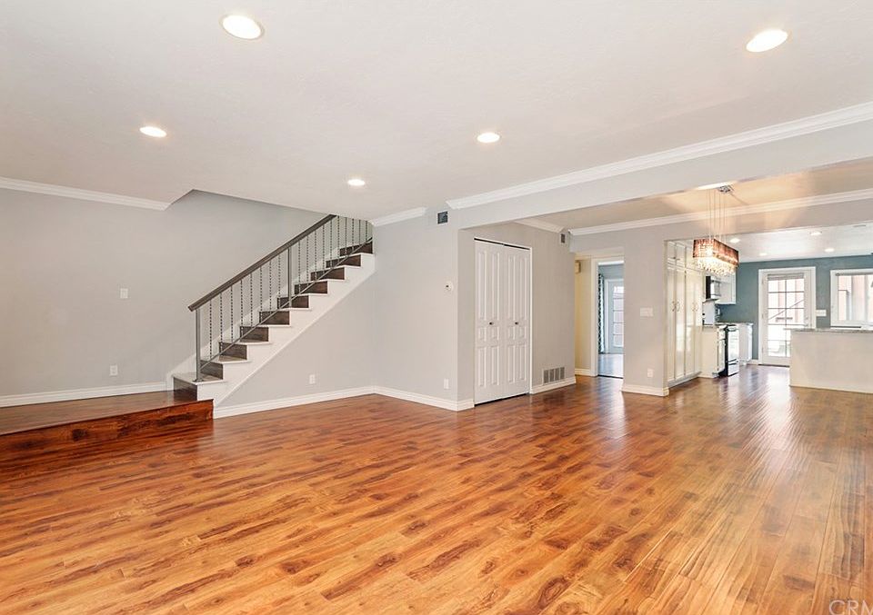 1st image of 1535 Dalmatia Dr