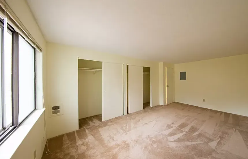 Building Photo - 7 Village Hill Ln #14
