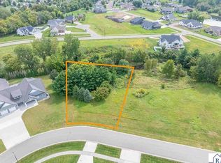 121 Pine Creek Rd, Mankato, MN 56001