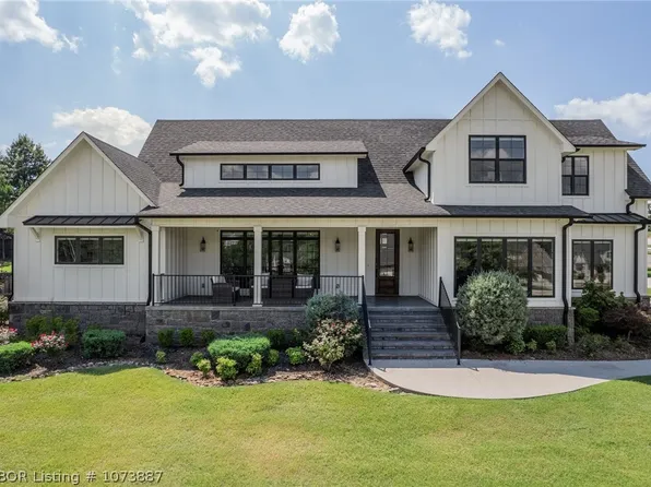 8730 Rombauer Point, Fort Smith, AR 72916