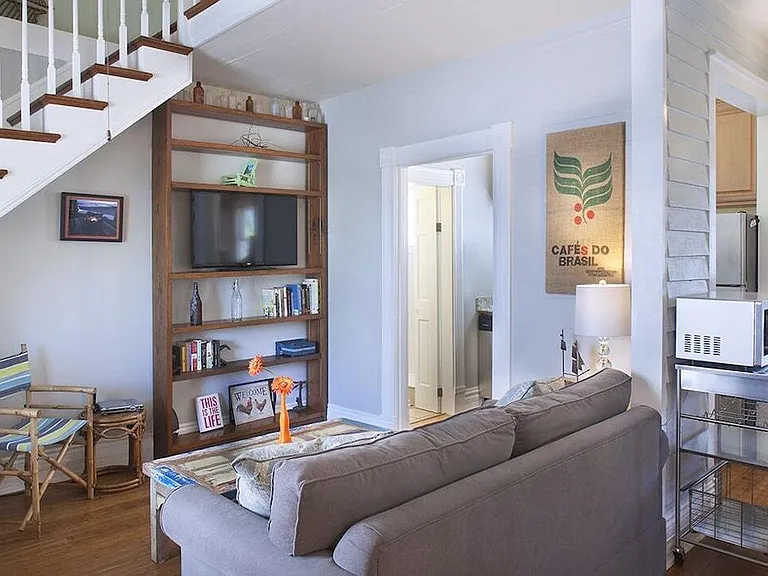 1012 Fleming St #4 — Photo 2