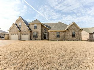 5117 Misty River Rd, Bartlett, TN 38135