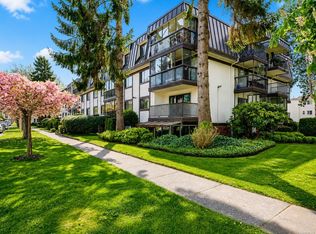 1101 Hilda St #302, Victoria, BC V8V4T2