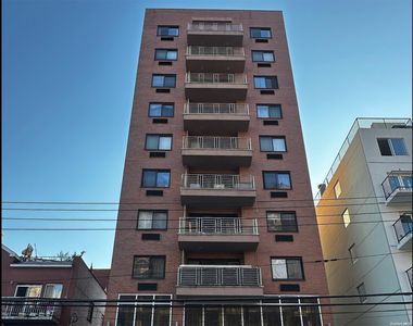 31-38 137th Street #3B, Flushing, NY, 11354