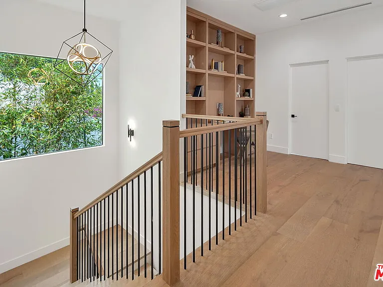 3621 Maplewood Ave — Photo 34