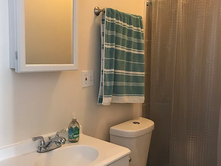 304 S Pacific Ave #2A — Photo 3