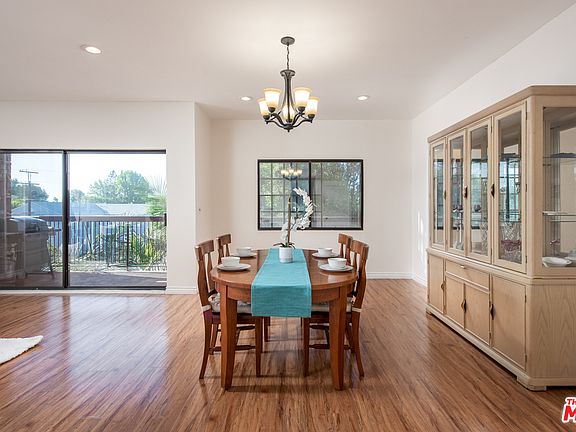 2nd image of 12540 Burbank Blvd APT 205
