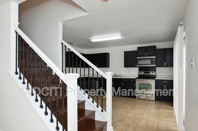 9739 Chelsea Cir — Photo 13