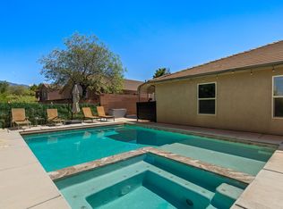 953 N Rolling Hills Rd, Washington, UT 84780