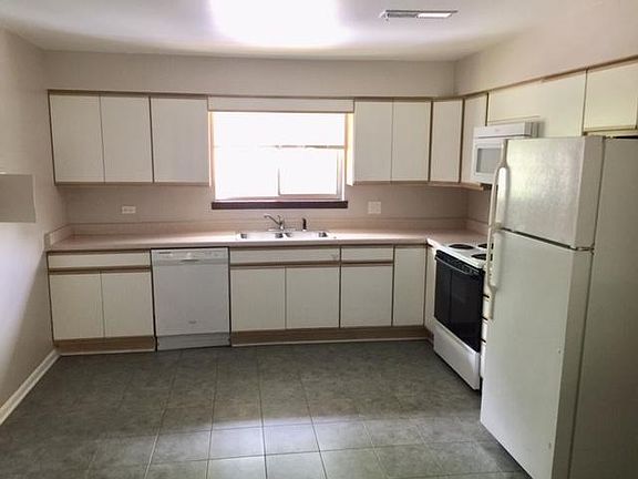 2nd image of 454 E Taylor Ave APT 3W