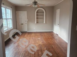 434 Poplar St #C, Florence, AL 35630
