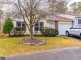 196 Deanne Dr, Lakewood, NJ