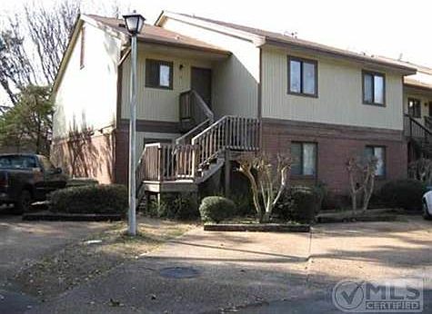 1st image of 216 Dixie Dr #1
