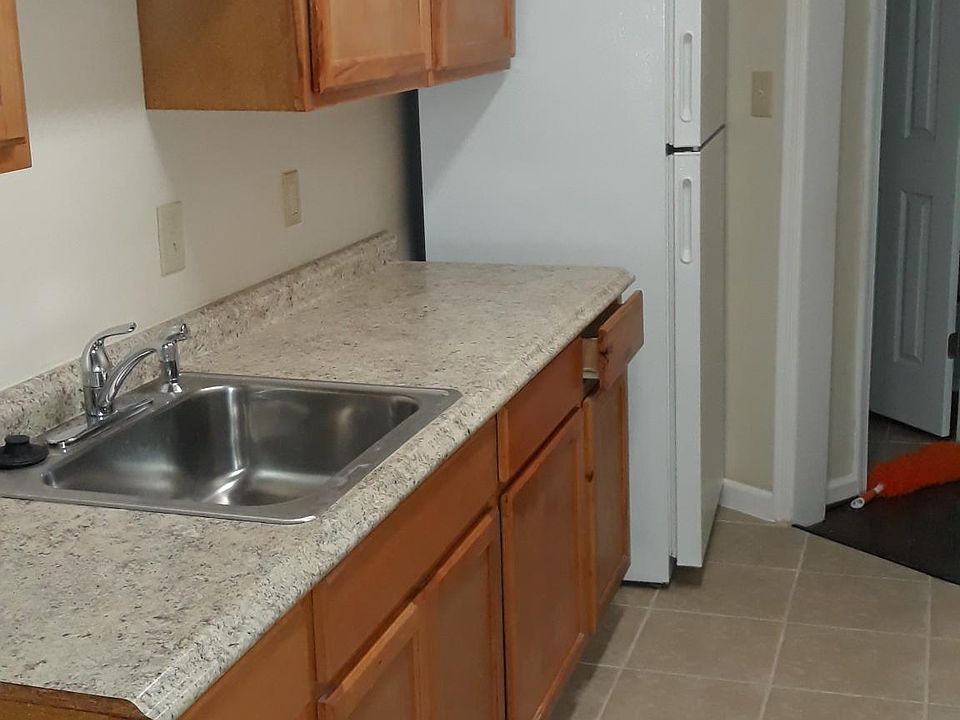 2nd image of 3149 Buena Vista Ter SE APT 1