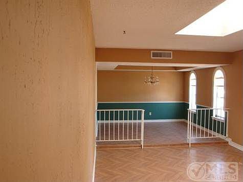 3rd image of 6704 Los Altos Dr