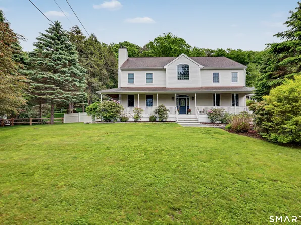 67 Weed Street, New Canaan, CT 06840