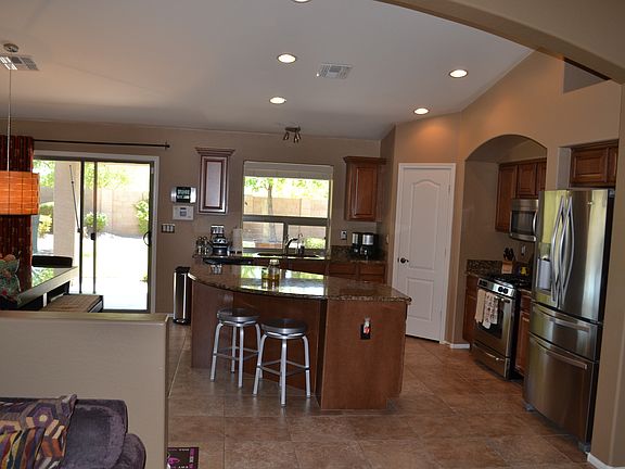 4th image of 2617 E Charlotte Dr