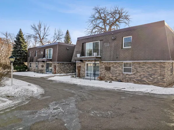525 6th Ave W APT 7, West Fargo, ND 58078