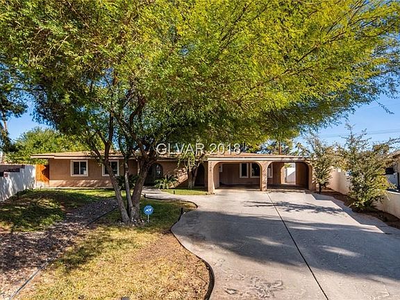 2nd image of 2109 Alhambra Cir