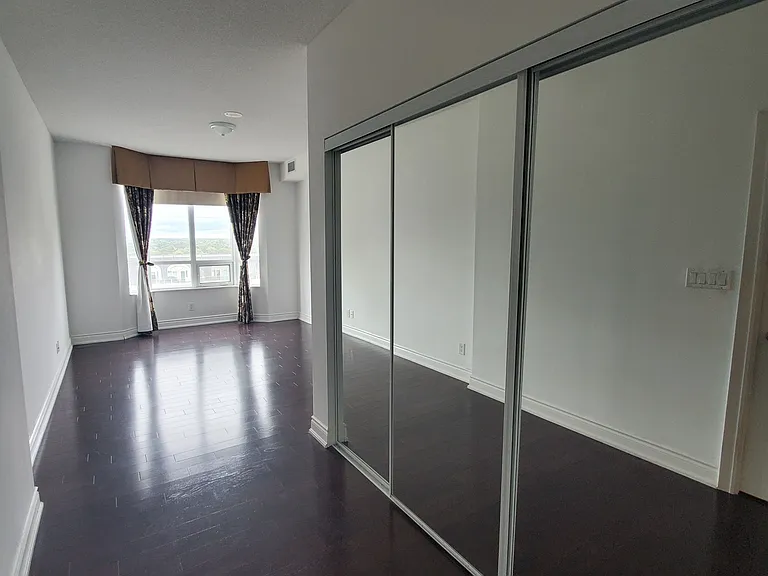 10 Bloorview Pl N #1608 — Photo 6