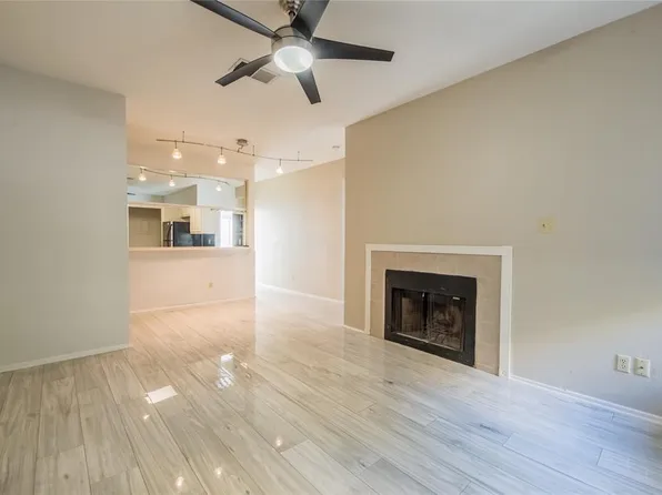 806 W 24th St #236, Austin, TX 78705