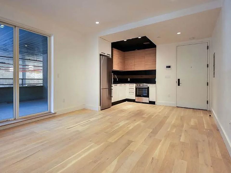 1st image of 246 Johnson Ave APT 1E