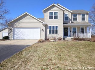 12743 Indian Meadows Dr NE, Cedar Springs, MI 49319