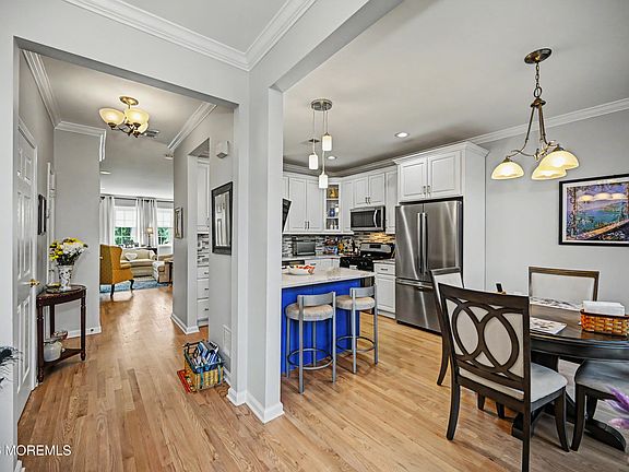 2nd image of 12 Sandra Court #2747