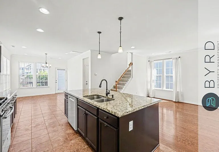 16921 Thornapple Run — Photo 14