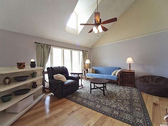 3212 Saddlehorn Dr Lawrence, listing photo #5