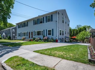 11 Hargrave Cir #A, Newton, MA 02461