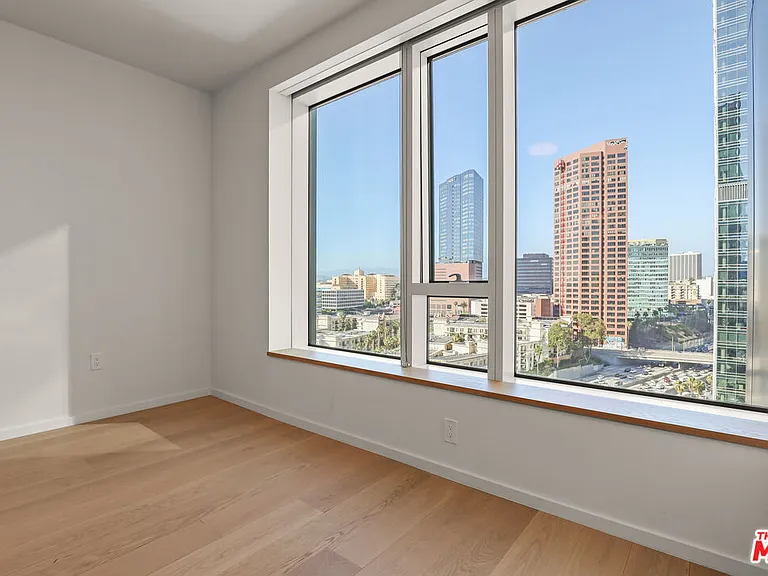 889 Francisco St #2011 — Photo 8