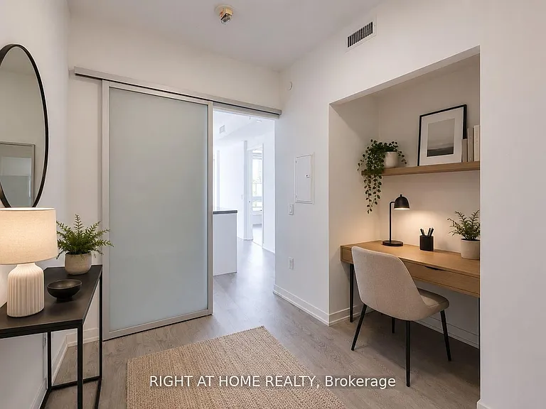 8868 Yonge St #208E — Photo 26