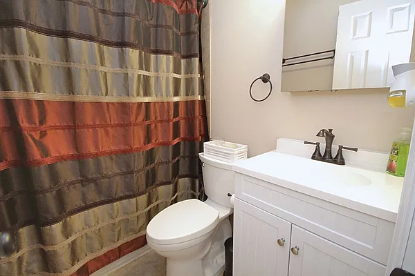 Sold by REMAX Elite | media 18