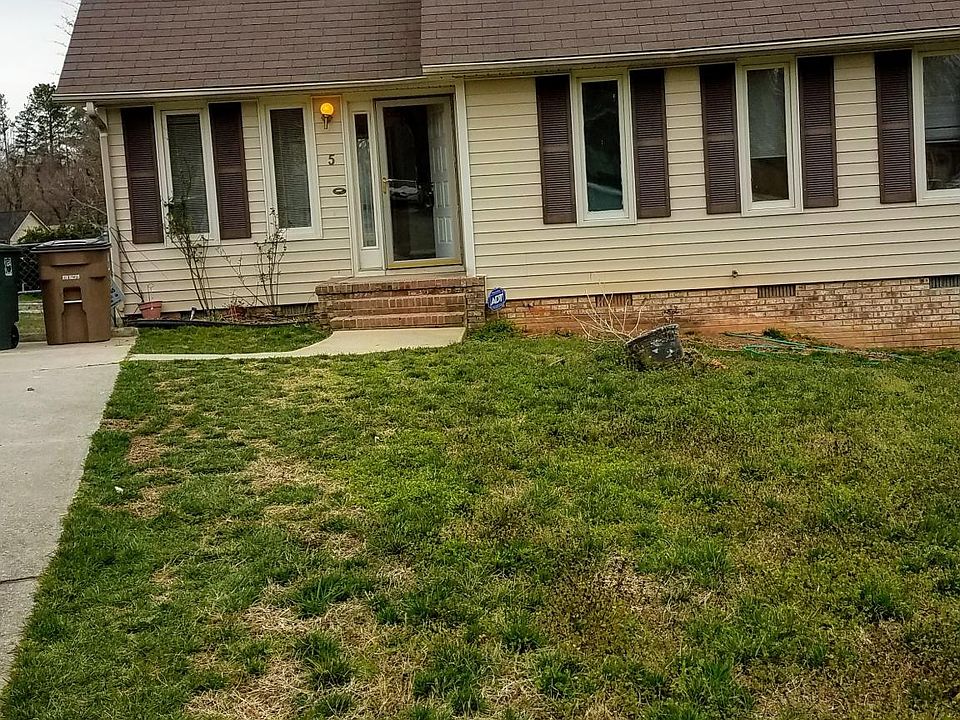 1st image of 5 Pyrus Ct