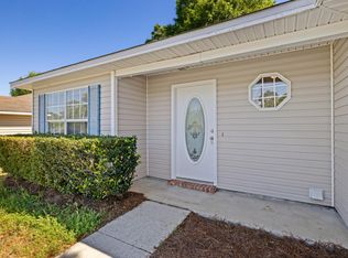 332 Apple Dr, Crestview, FL 32536